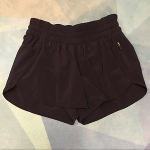 Navy Tracker short - excellent condition